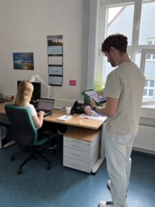 Beobachtung eines Büroarbeitsplatzes (Foto: C. Böhm/WHZ)